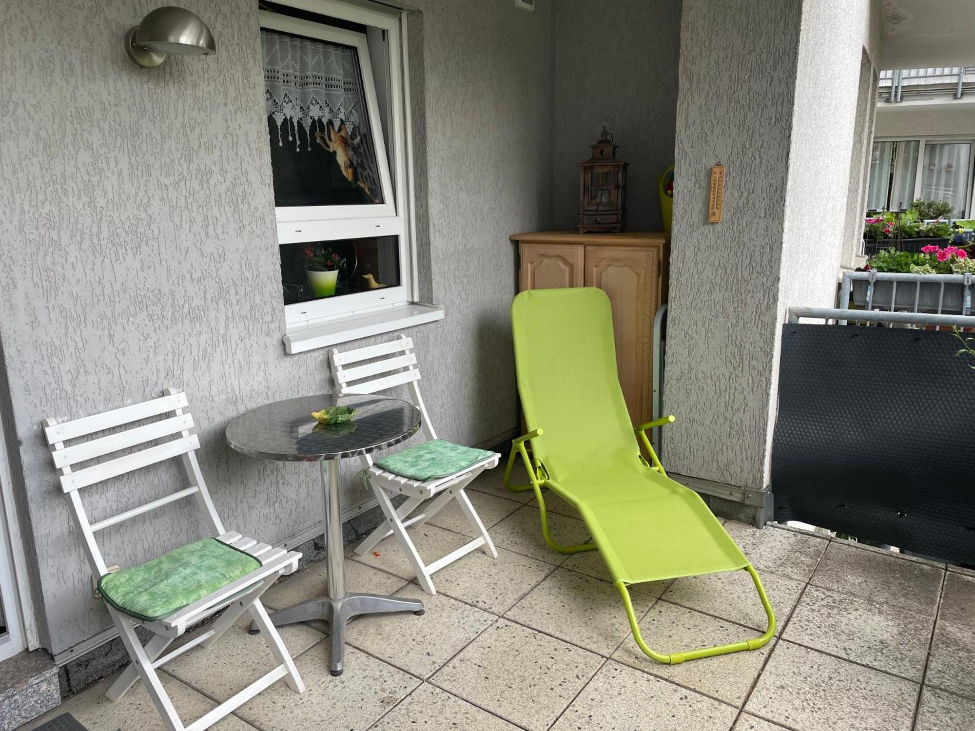 Moeblierte Wohnung Fuer Geschaeftsreisen/Ferienwohnung Plauen Stadtmitte Esterno foto